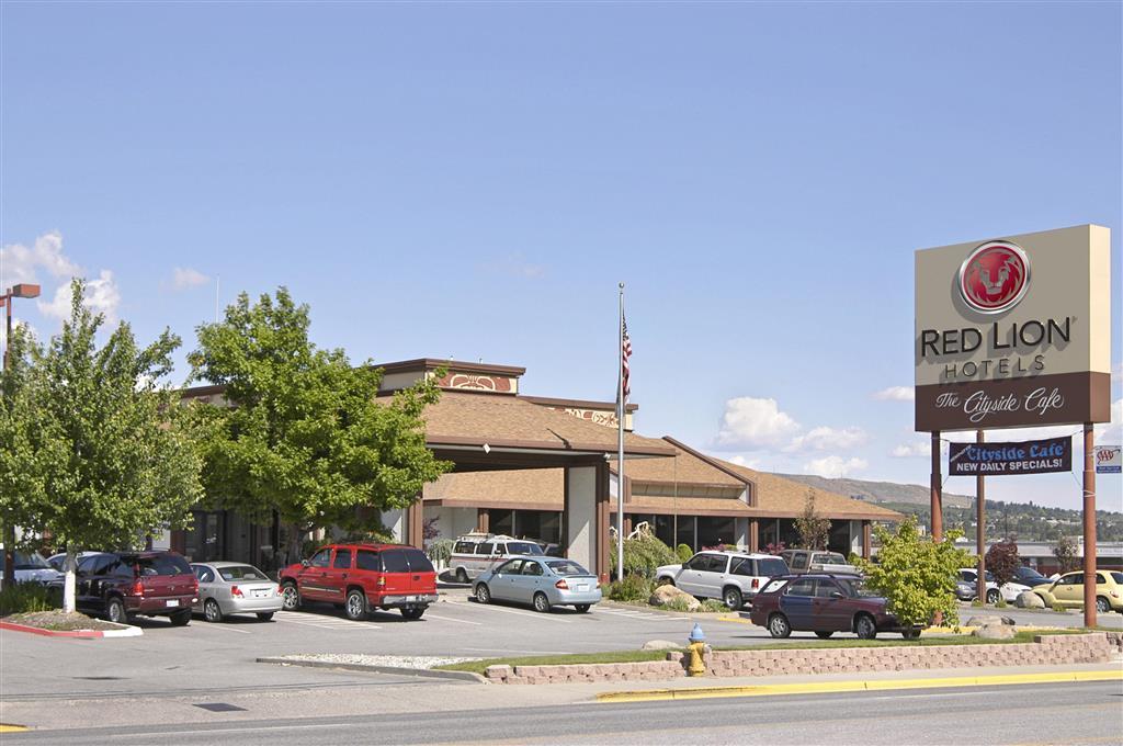 Red Lion Hotel Wenatchee City Center Bagian luar foto